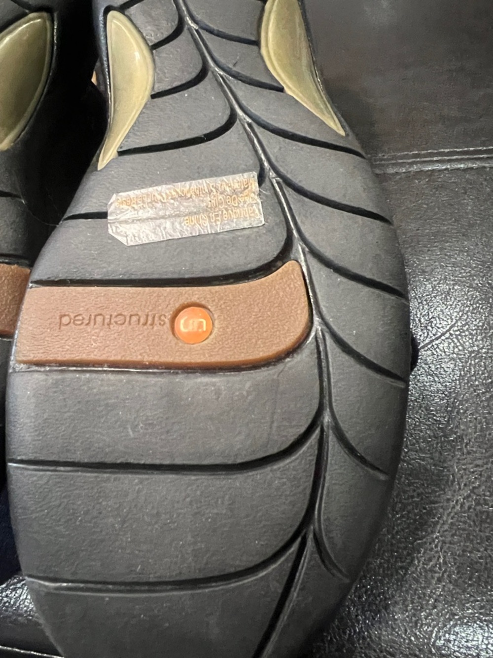 Clarks Black Leather Comfort Slingback Sandals - Picture 6 of 7